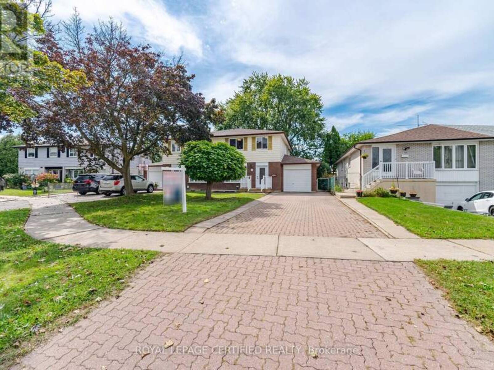 3390 FROBEX COURT, Mississauga, Ontario L5C 2B5