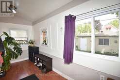56 BARONS AVENUE N | Hamilton Ontario | Slide Image Nineteen
