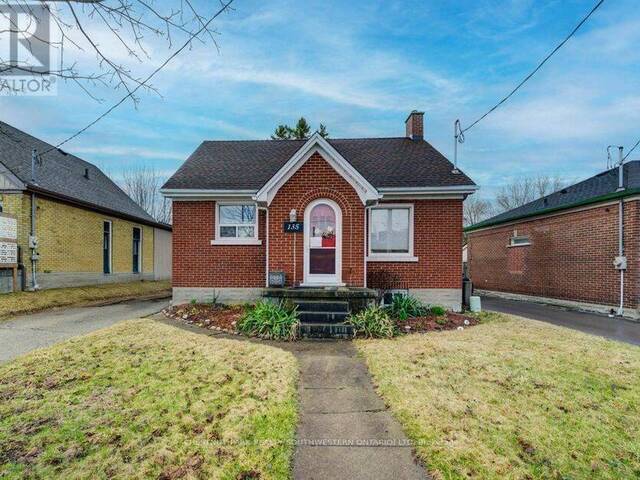 135 STIRLING AVENUE Kitchener Ontario, N2G 3N8 - 2 Bedrooms Home For Sale