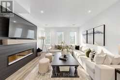 75 CORNELL CENTRE BOULEVARD | Markham Ontario | Slide Image Three