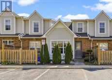 5 - 1085 HARROGATE DRIVE | Hamilton Ontario | Slide Image One
