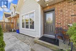 5 - 1085 HARROGATE DRIVE | Hamilton Ontario | Slide Image Three