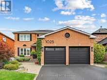 1025 MOORELANDS CRESCENT | Pickering Ontario | Slide Image Two