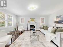 92 CLAUSFARM LANE | Whitchurch-Stouffville Ontario | Slide Image Twelve
