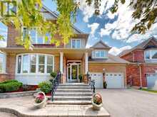 92 CLAUSFARM LANE | Whitchurch-Stouffville Ontario | Slide Image One