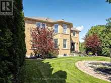 92 CLAUSFARM LANE | Whitchurch-Stouffville Ontario | Slide Image Forty-four