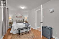 550 PRIDDLE ROAD | Newmarket Ontario | Slide Image Fifteen