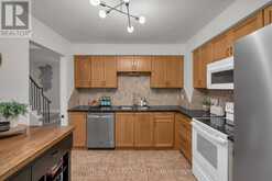 550 PRIDDLE ROAD | Newmarket Ontario | Slide Image Five