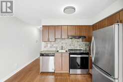 1417 - 15 NORTH PARK ROAD | Vaughan Ontario | Slide Image Sixteen