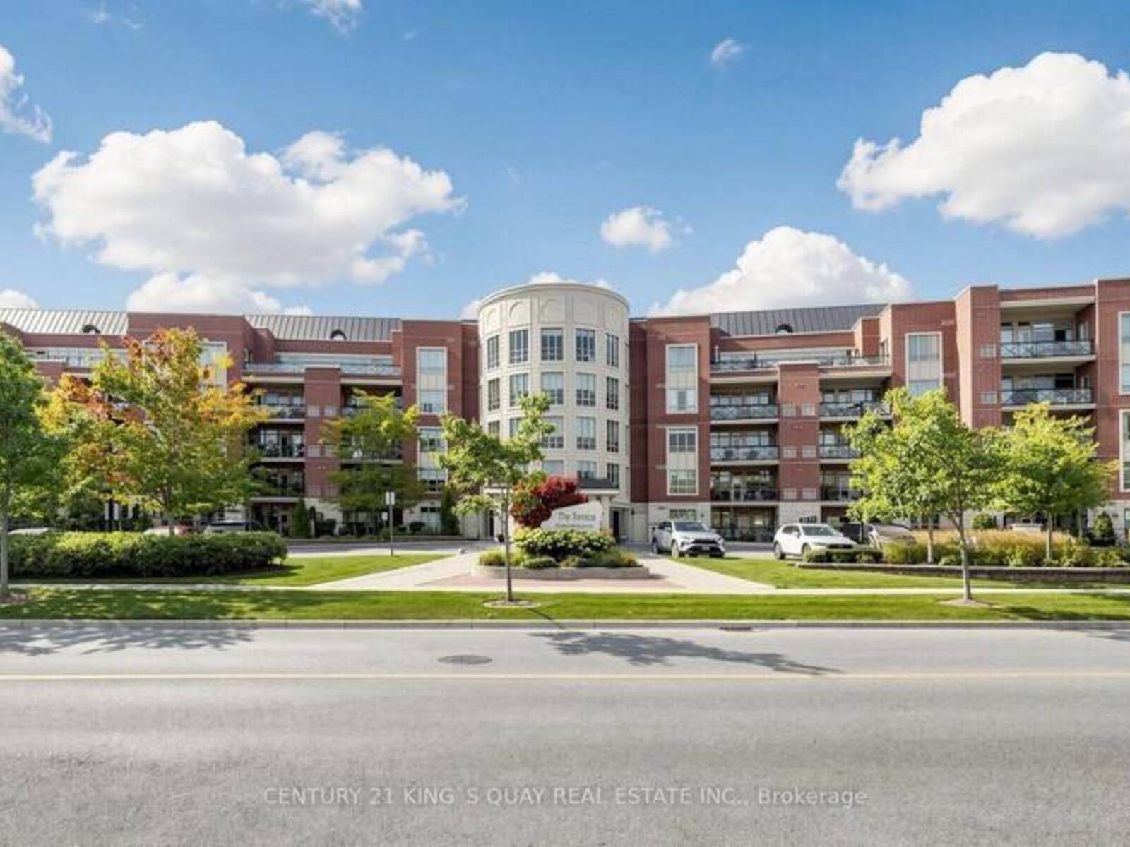 221 - 35 BAKER HILL BOULEVARD, Whitchurch-Stouffville, Ontario L4A 1P8