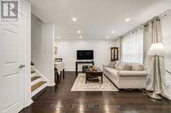 39 BRIGHTWAY CRESCENT | Richmond Hill Ontario | Slide Image Eighteen