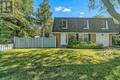 39 BRIGHTWAY CRESCENT | Richmond Hill Ontario | Slide Image Three