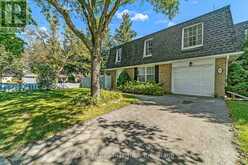 39 BRIGHTWAY CRESCENT | Richmond Hill Ontario | Slide Image Four