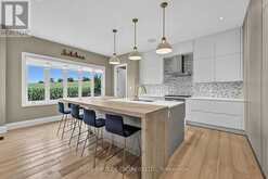 64 MANOR GLEN CRESCENT | East Gwillimbury Ontario | Slide Image Eleven