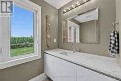 64 MANOR GLEN CRESCENT | East Gwillimbury Ontario | Slide Image Nineteen