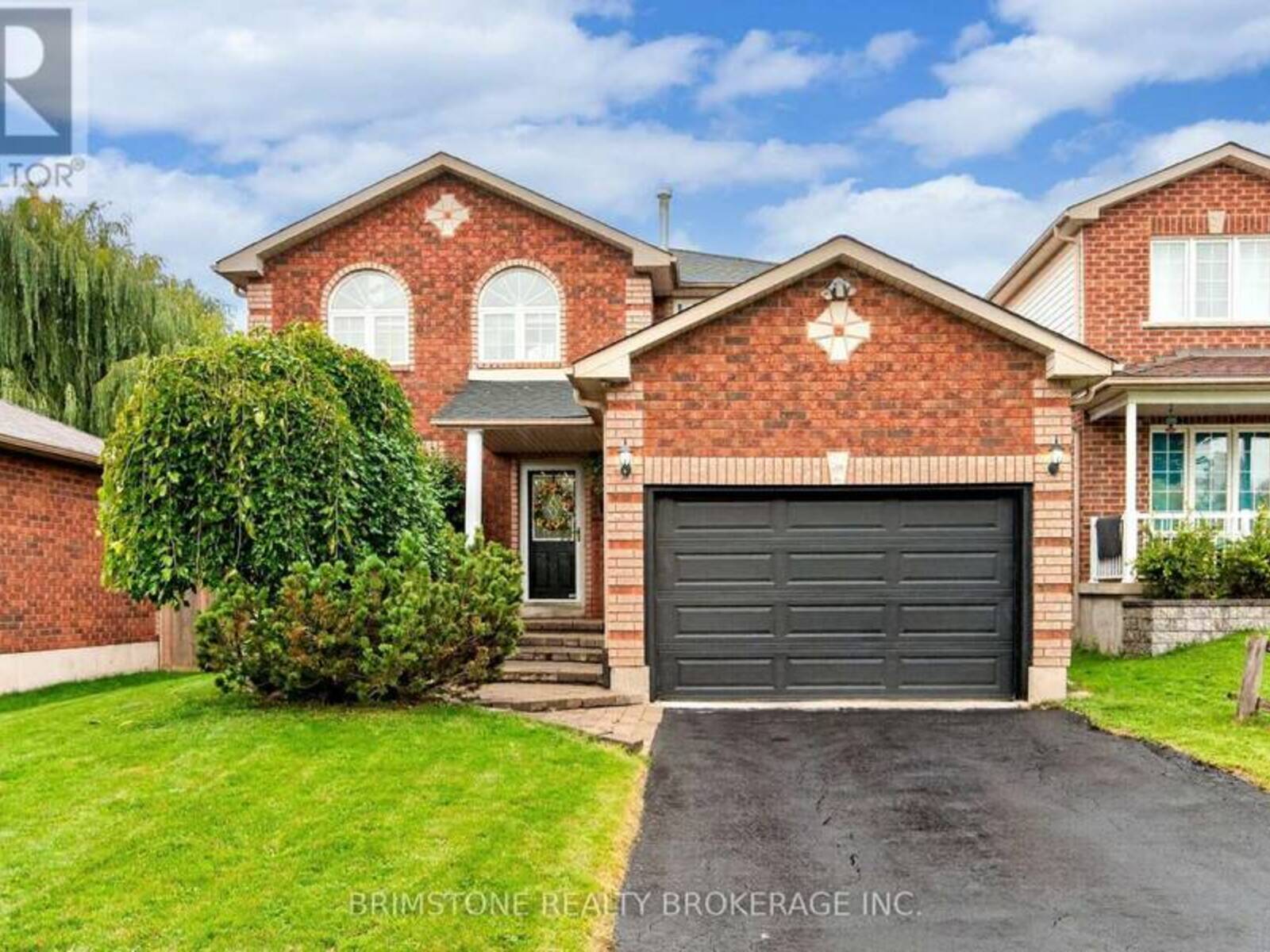 32 WESSENGER DRIVE, Barrie, Ontario L4N 8R3