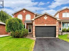 32 WESSENGER DRIVE Barrie Ontario, L4N 8R3