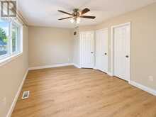 397 FERNDALE DRIVE S | Barrie Ontario | Slide Image Twelve