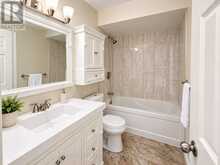 397 FERNDALE DRIVE S | Barrie Ontario | Slide Image Nine