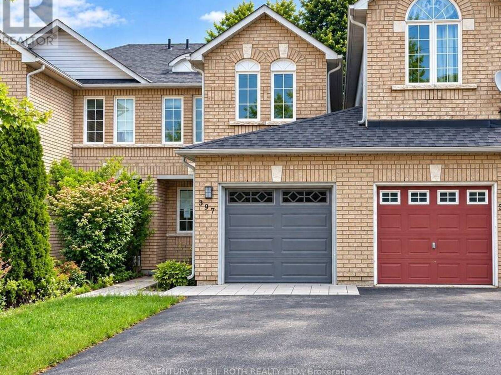 397 FERNDALE DRIVE S, Barrie, Ontario L4N 0M1
