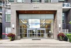 UNIT 3002 - 56 ANNIE CRAIG DRIVE | Toronto Ontario | Slide Image One