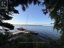 9 SHIELDS LANE | Coboconk Ontario | Slide Image Twelve