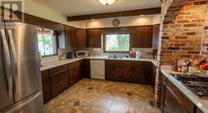 9 SHIELDS LANE | Coboconk Ontario | Slide Image Thirty-two