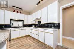 29 NORTHGATE CRESCENT | Richmond Hill Ontario | Slide Image Seventeen