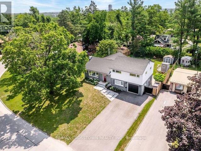11 CASTLE DRIVE Barrie Ontario, L4N 1P7 - 4 Bedrooms Home For Sale