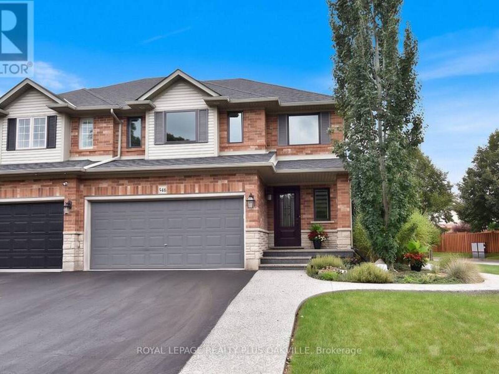 546 SANDCHERRY DRIVE, Burlington, Ontario L7T 4L6