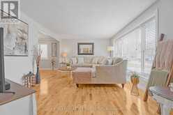 153 THE GREENWAY WAY | Cambridge Ontario | Slide Image Thirteen