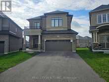 25 WHITTON DRIVE | Paris Ontario | Slide Image Three