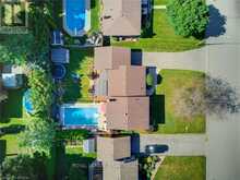 27 BRIER CRESCENT | Brantford Ontario | Slide Image Seven