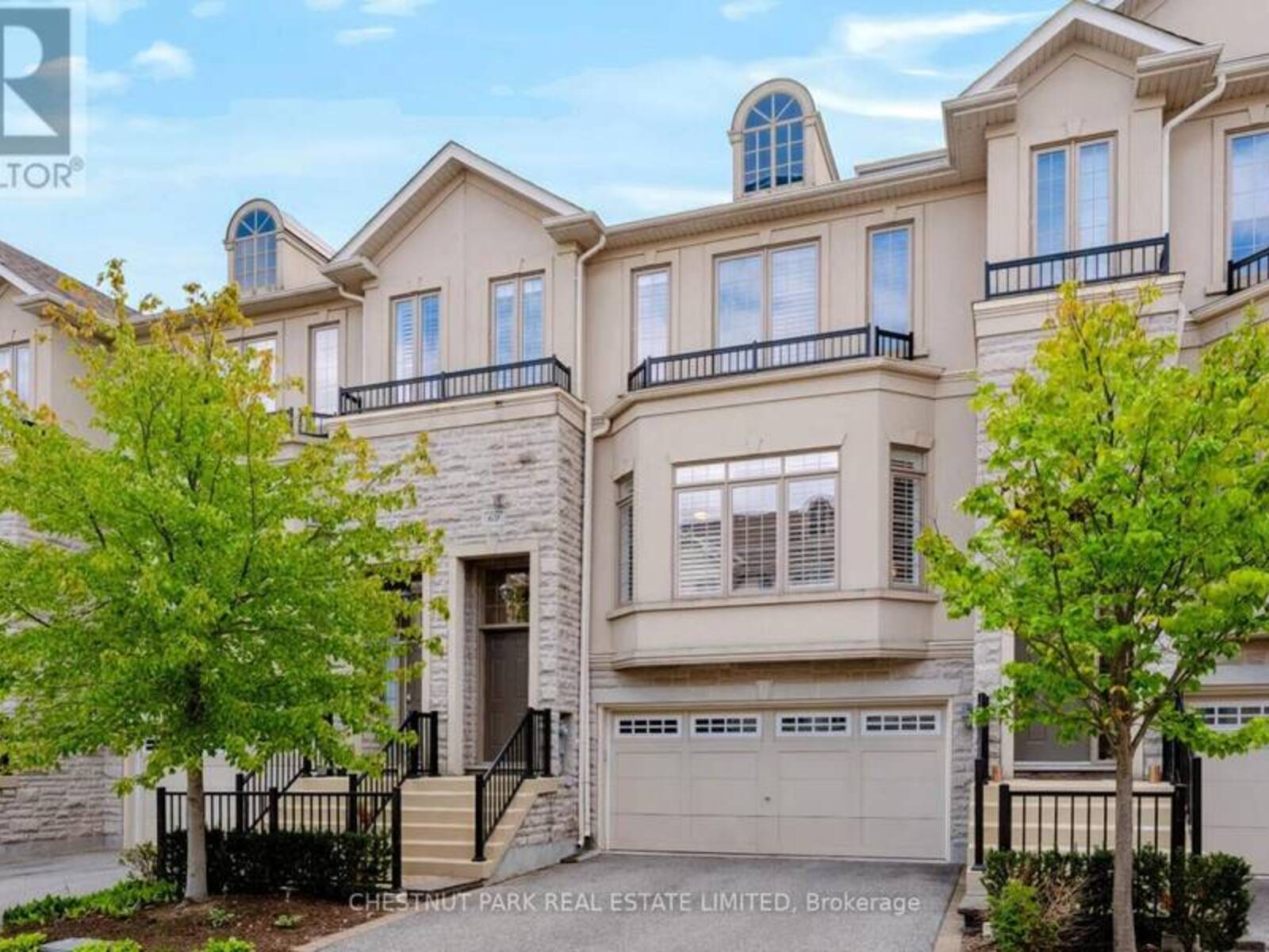 69 BLOORVIEW PLACE, Toronto, Ontario M2J 0B2