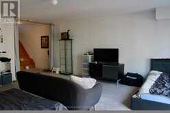 19 LATCHFORD LANE | Richmond Hill Ontario | Slide Image Ten