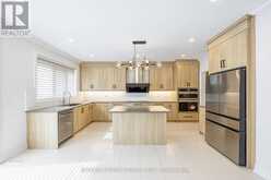16 FAIR WINDS LANE | East Gwillimbury Ontario | Slide Image Fifteen
