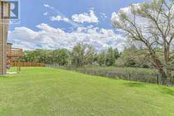 16 FAIR WINDS LANE | East Gwillimbury Ontario | Slide Image Forty-seven