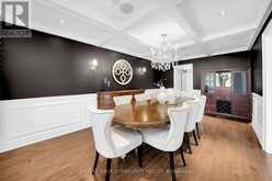 68 AUTUMN WAY | Aurora Ontario | Slide Image Nine