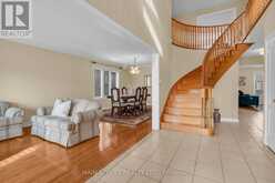 9 EMILY COURT | Richmond Hill Ontario | Slide Image Four