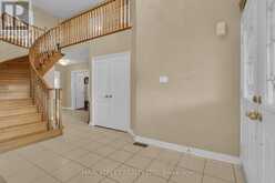 9 EMILY COURT | Richmond Hill Ontario | Slide Image Six