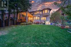 109 OXFORD STREET | Richmond Hill Ontario | Slide Image Two
