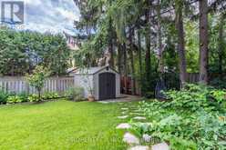 109 OXFORD STREET | Richmond Hill Ontario | Slide Image Seven