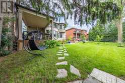 109 OXFORD STREET | Richmond Hill Ontario | Slide Image Eight