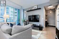 215 - 60 ANNIE CRAIG DRIVE | Toronto Ontario | Slide Image Nine