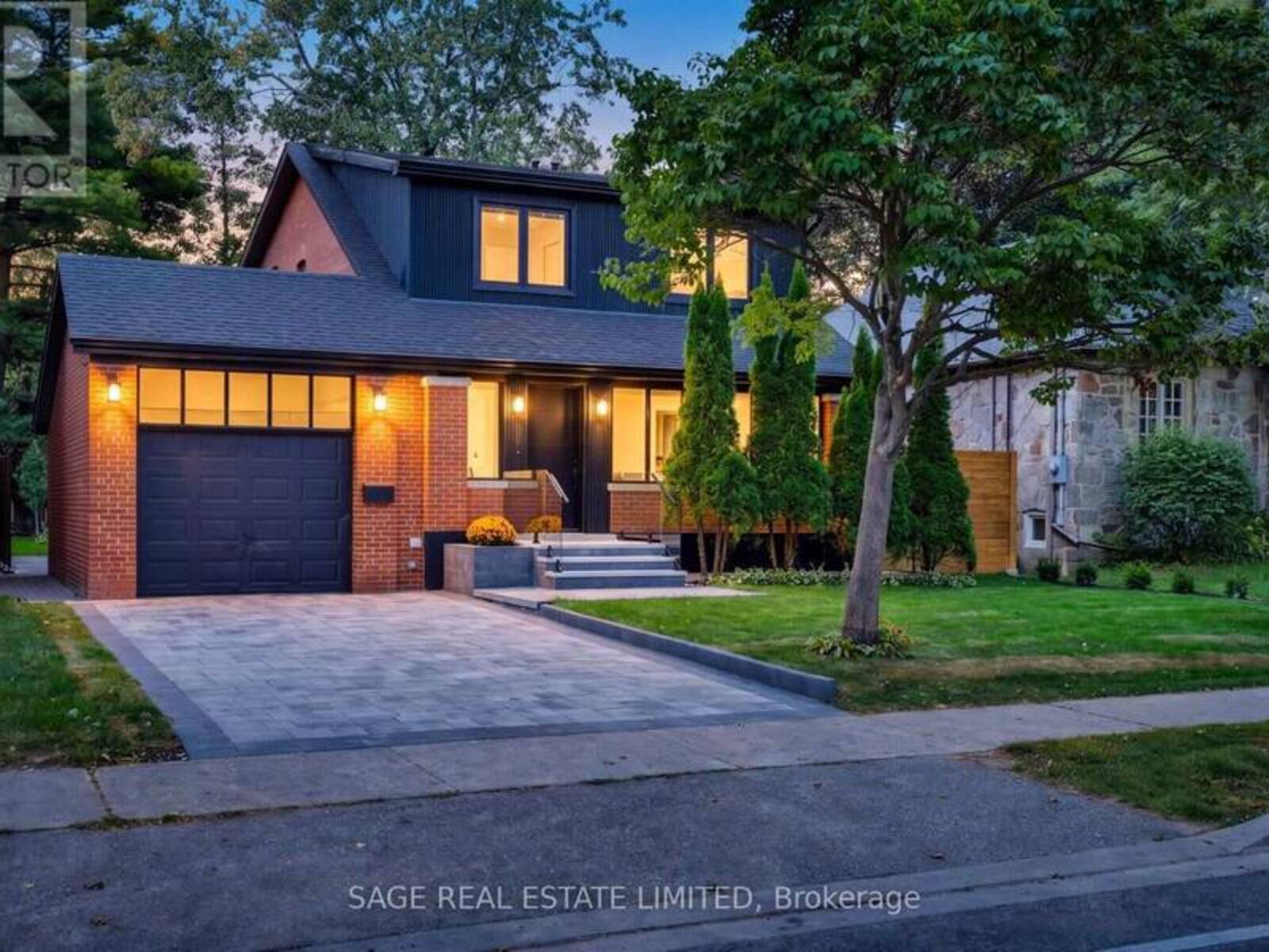 872 ROYAL YORK ROAD, Toronto, Ontario M8Y 2V4