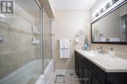 15 FOX RUN | Brantford Ontario | Slide Image Seventeen