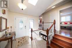 15 FOX RUN | Brantford Ontario | Slide Image Six