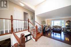 15 FOX RUN | Brantford Ontario | Slide Image Seven
