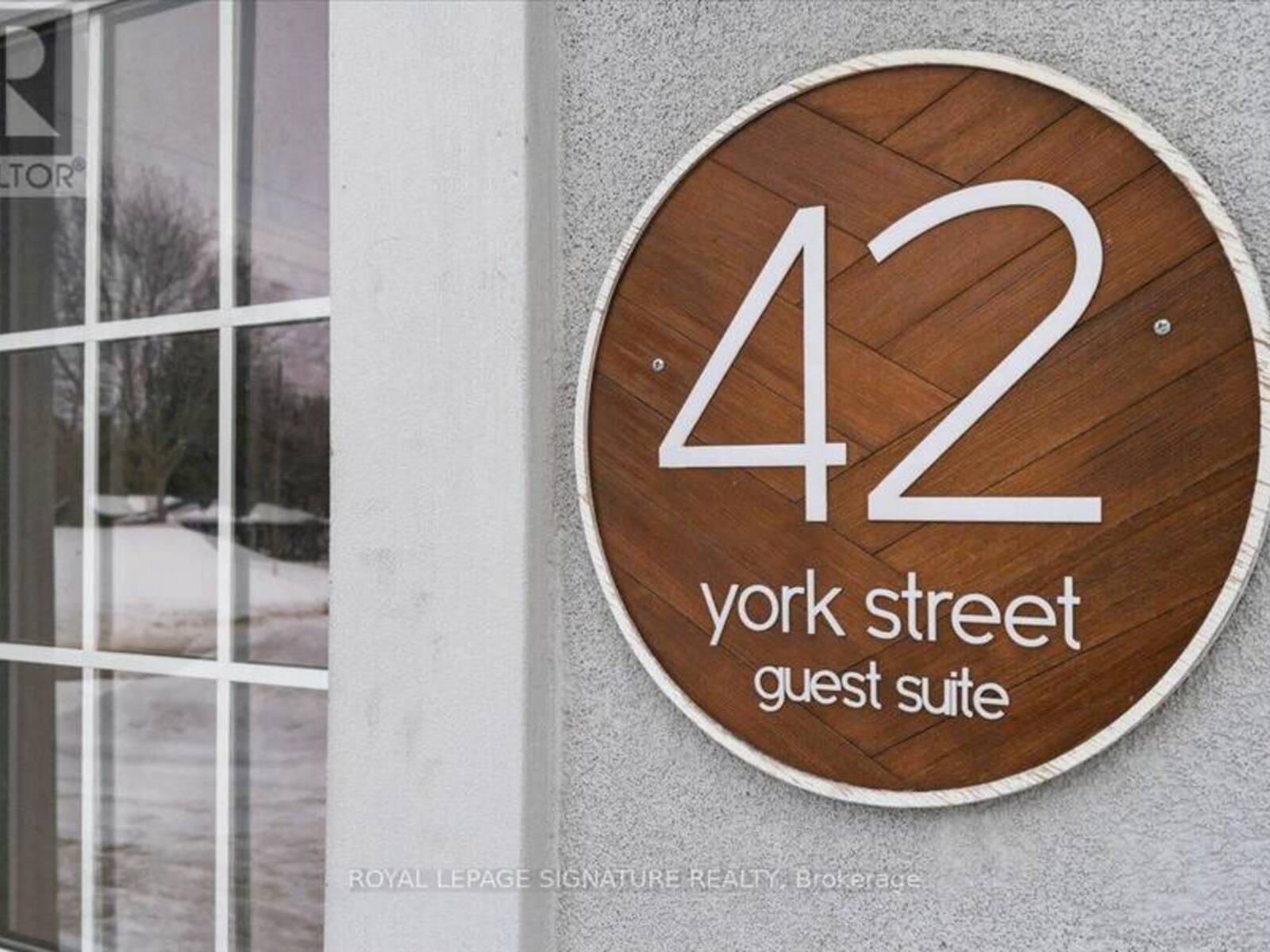 42 YORK STREET, Prince Edward, Ontario K0K 2T0