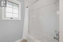122 WATER STREET | Woolwich Ontario | Slide Image Twenty-one